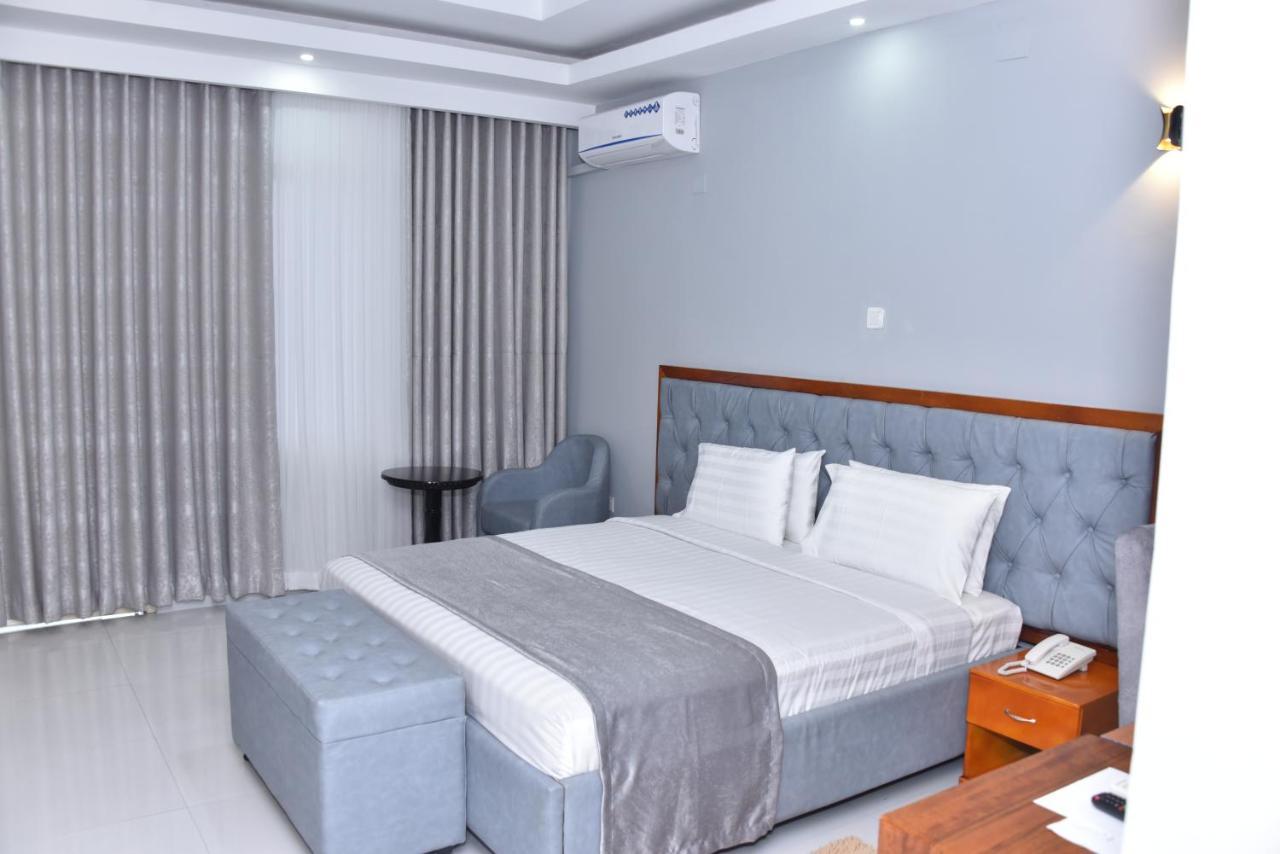 King'S Conference Centre Hotel Bujumbura Exterior photo